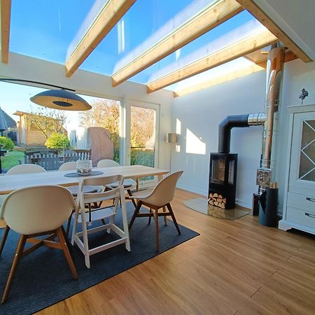 Beachhouse Mit Privater Sauna Und Kamin, 700M Zum Strand シェーンベルガー・シュトランド エクステリア 写真